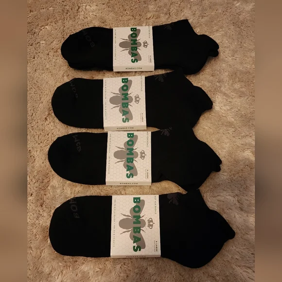 🆕 Bombas Socks - Picture 1 of 3